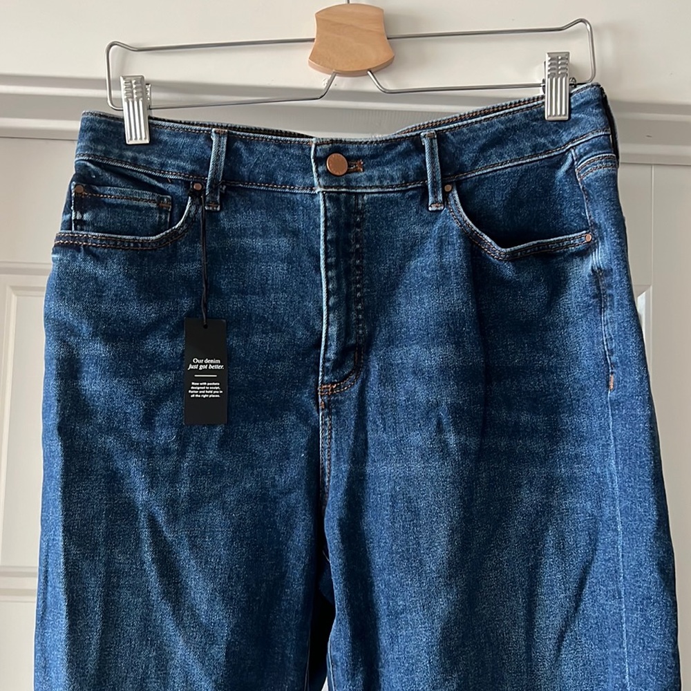 TALL - Ann Taylor High Rise Straight Leg Jean Size 8 Tall Curvy Fit